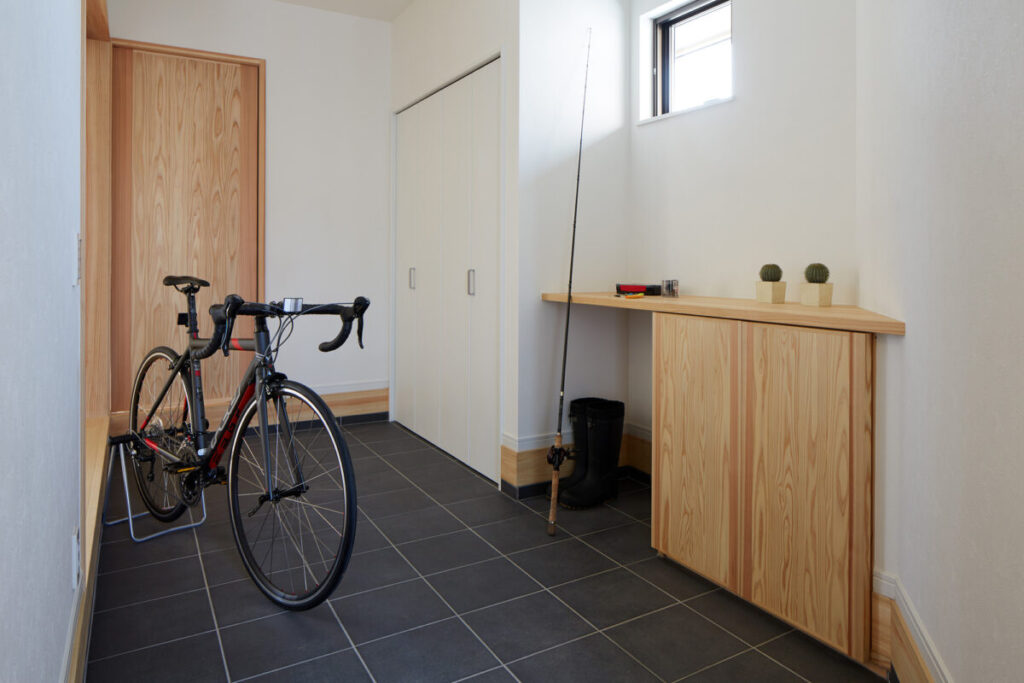自転車や釣りなどの趣味人の家