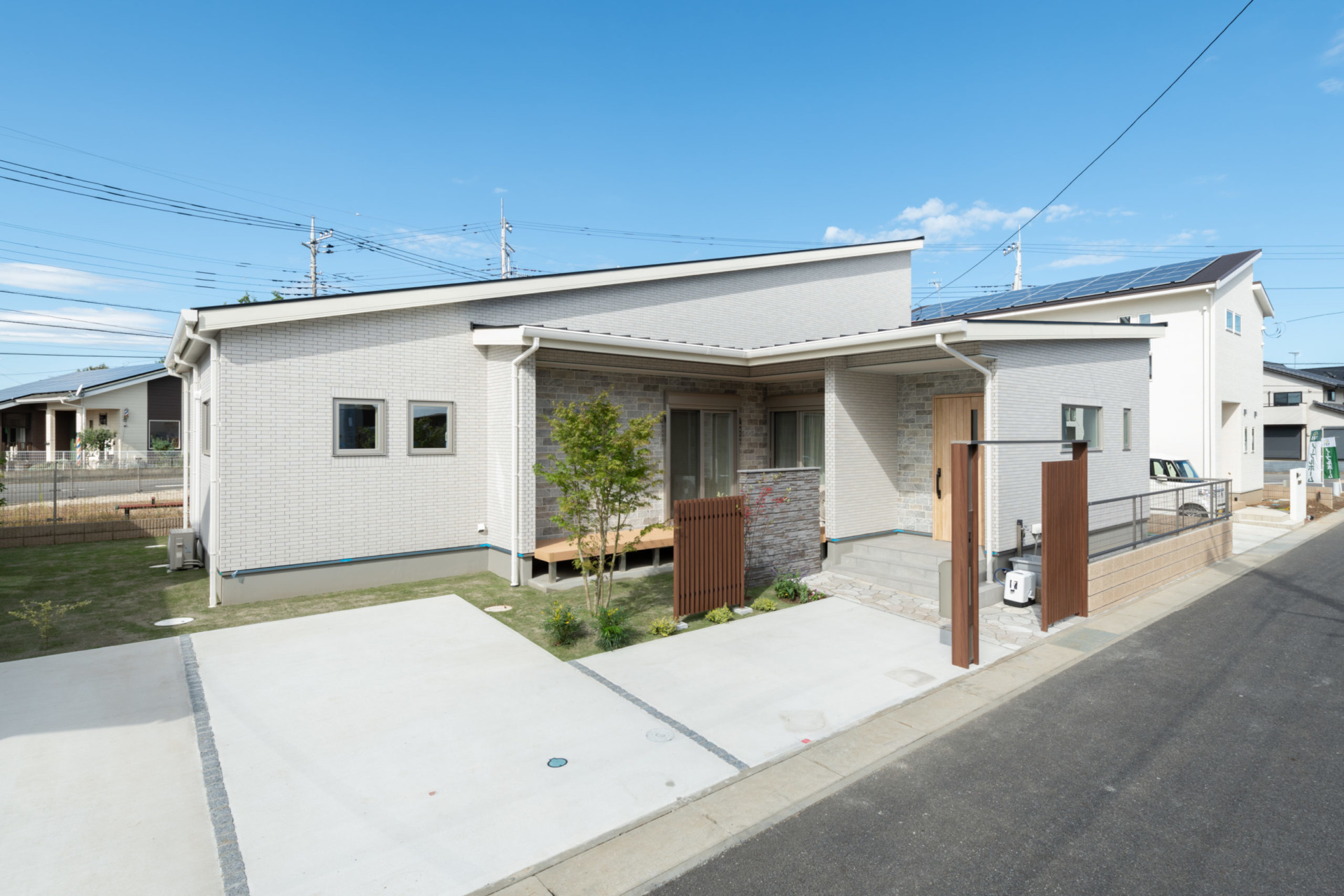 自然の風を取り入れたL型平屋